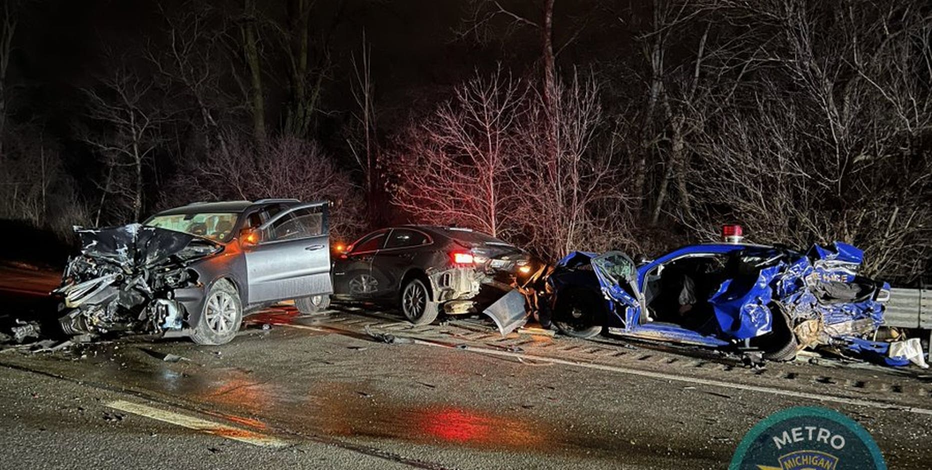 Multi-vehicle crash involving MSP trooper, arrestee closes I-75 at Sashabaw for hours