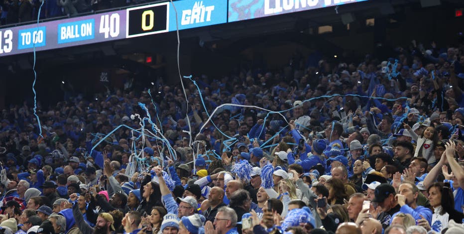 83-year-old Lions fan goes viral for dyeing hair blue