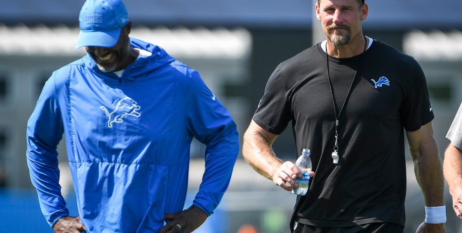 Detroit Lions sign GM Holmes, Head Coach Campbell to contract extensions