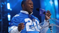 Lions legend Barry Sanders releases statement after recent health scare