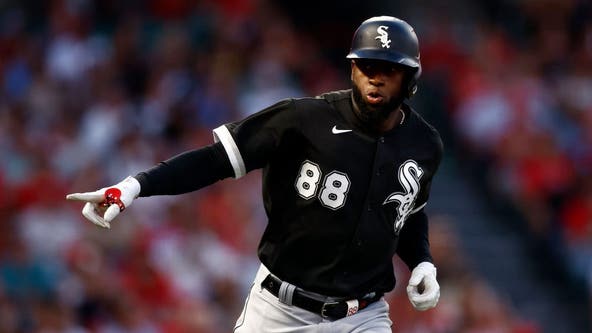 Robert leads 17-hit White Sox attack in 11-4 win over Halos