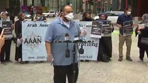 Chicago's Arab, Muslim community claim police are racially profiling them