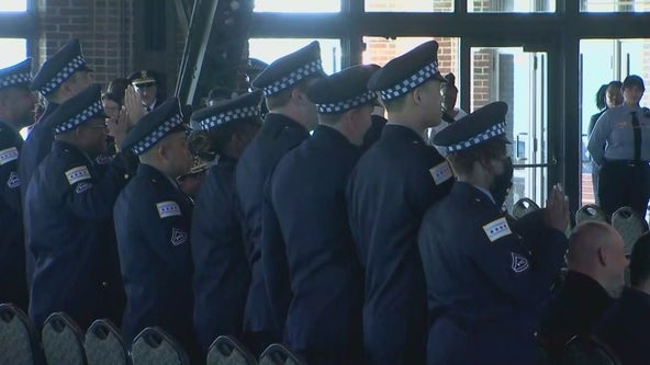 New Chicago police recruits sworn in Tuesday