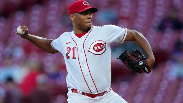 Reds avoid 100th loss, beat Cubs 3-1 behind Hunter Greene