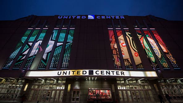 'We’re not machines': Workers at United Center allege labor abuse, demand Levy Restaurants follow the law