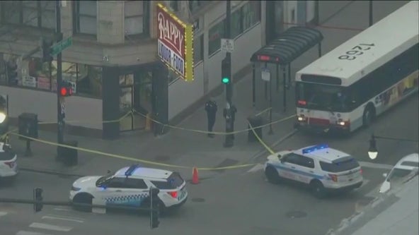 Man killed, woman shot while exiting CTA bus on Chicago's South Side