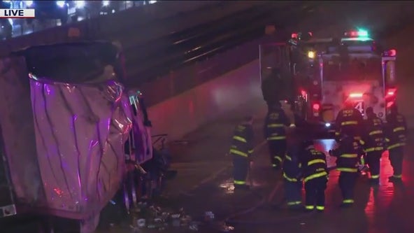 Fiery crash on Dan Ryan Expressway leaves 1 dead, another injured