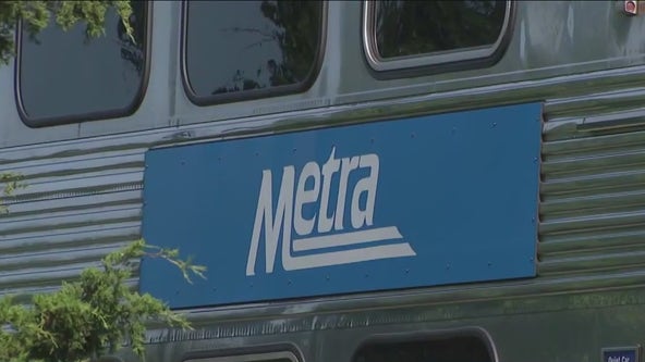 Metra derails near Crystal Lake, no injuries reported