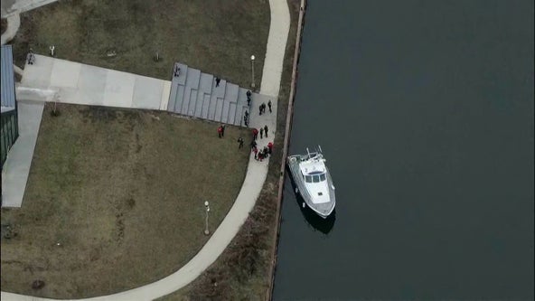 Body pulled from Chicago River by CPD's Marine Unit