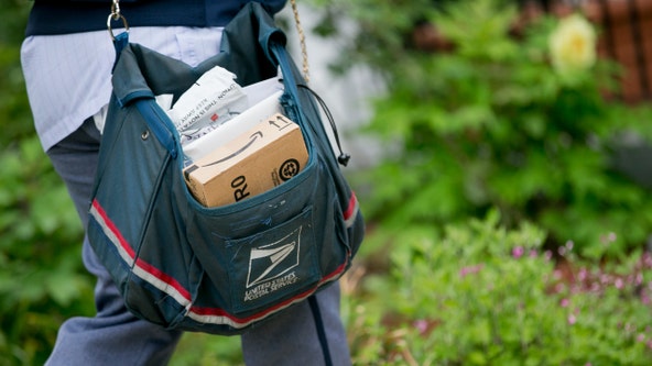 Mail carriers robbed at gunpoint on same block in East Garfield Park