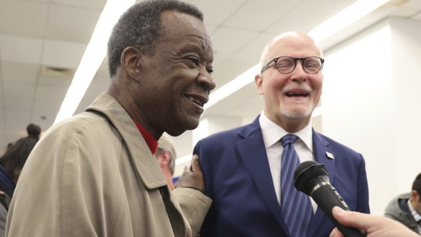 Led by Willie Wilson, Paul Vallas receives backing from Black clergy in race for Chicago mayor