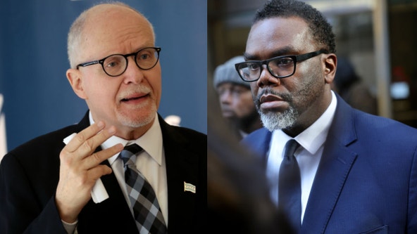 Paul Vallas, Brandon Johnson busy on campaign trail with 16 days until Chicago mayoral election