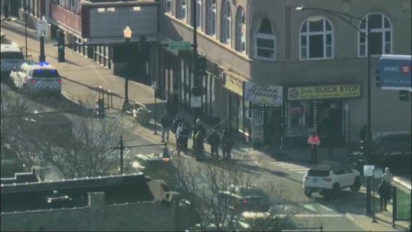 2 children transported to hospital after vehicle crashes into building in Portage Park