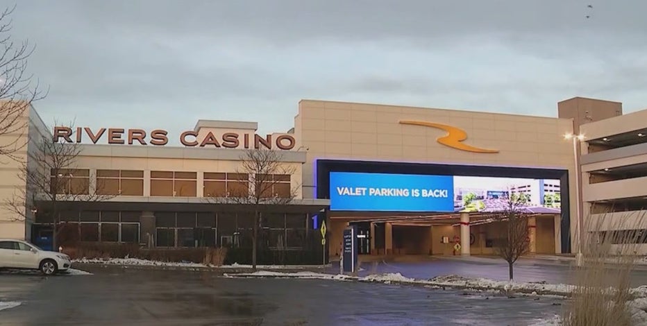2 Chicago men robbed at gunpoint at Rivers Casino in Des Plaines