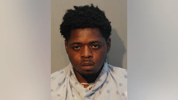Chicago man charged with attempted murder after shooting at police in West Englewood