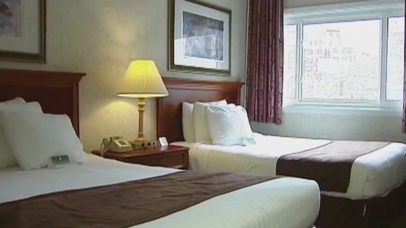 Federal legislation seeks to speed up employment for migrants amid hotel staffing crisis