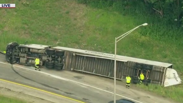 Semi rolls over on Route 53 ramp in Long Grove