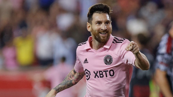 Messi Mania hits Chicago: Soccer star's appearance against Fire in doubt due to injury