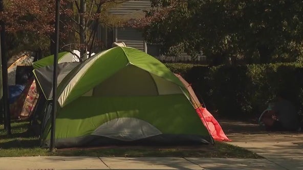Chicago prepares temporary migrant shelters for winter