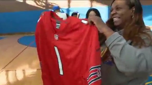 Students at Roberto Clemente Community Academy host pep rally for Orange Friday