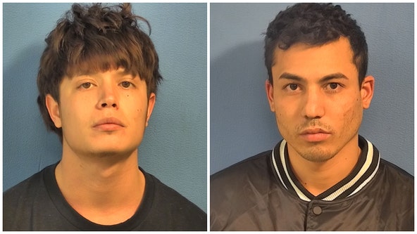 2 more Venezuelan migrants charged with theft from Oak Brook Macy's