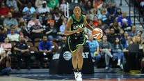 Chicago Sky get on the board by signing Lynx guard Lindsay Allen in free agency