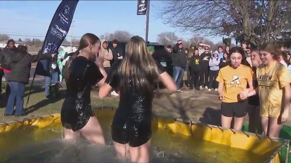 Andrew High School students 'take the plunge' for Special Olympics Illinois