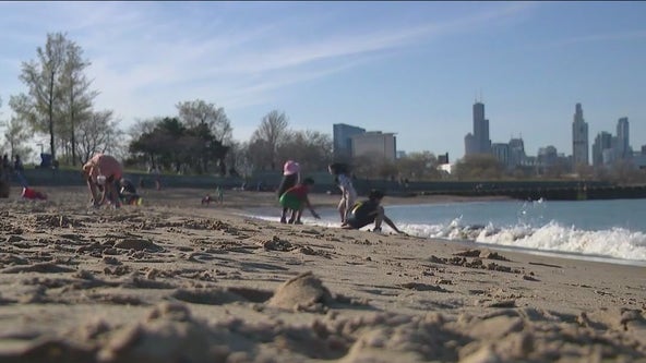 Warm weekend draws crowds to downtown Chicago amidst teen gathering concerns