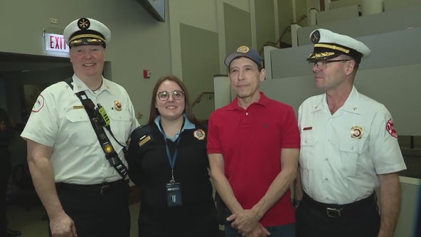 Chicago emergency call taker honored for saving man's life