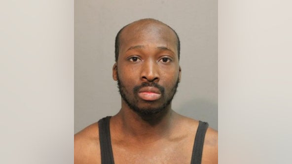 Chicago man charged with sexual abuse in Lake View attacks minutes apart