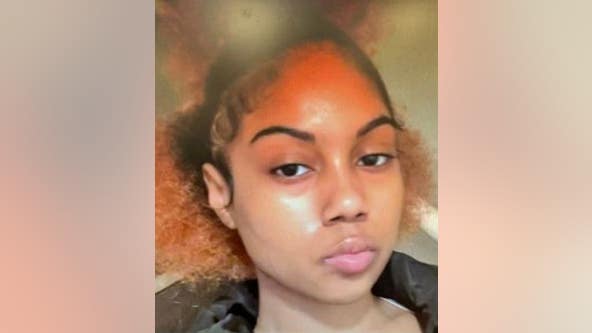 'Endangered' missing girl last seen at Chicago high school