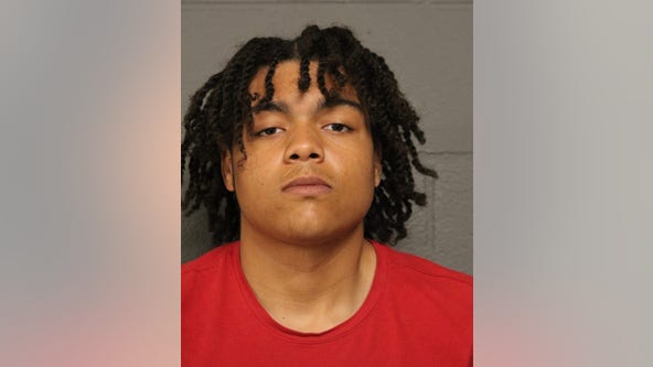 Cook County man charged in armed robberies set up on social media