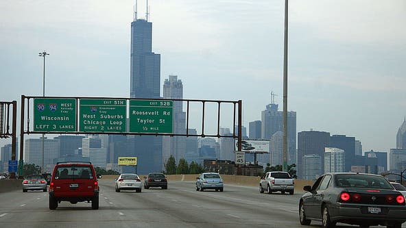 Text phishing scam targets Illinois Tollway customers, falsely claiming unpaid tolls