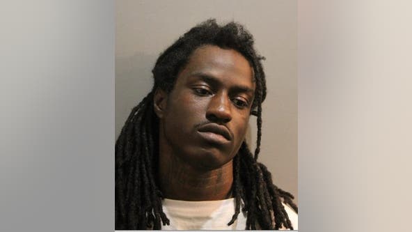 Chicago man, 19, charged with carjacking in Park Manor