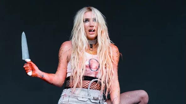 Kesha claims butcher knife used in Lollapalooza performance was supposed to be a prop