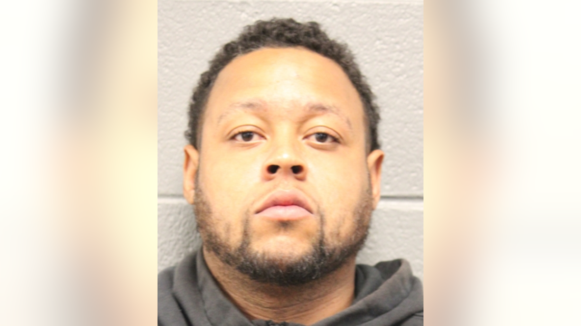 Chicago man charged in fatal West Side shooting, robbery, police say