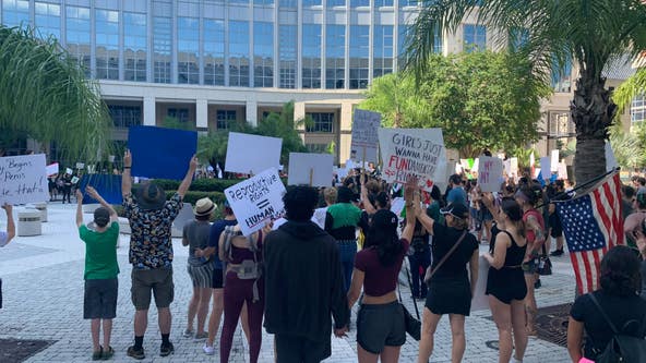 Hundreds gather outside Orange County Courthouse calling for abortion rights
