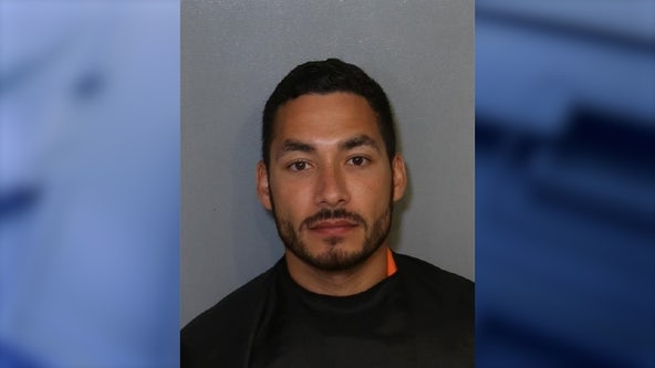 Florida deputy arrested after telling friend accused of having sex with minor to 'flee', Osceola sheriff says