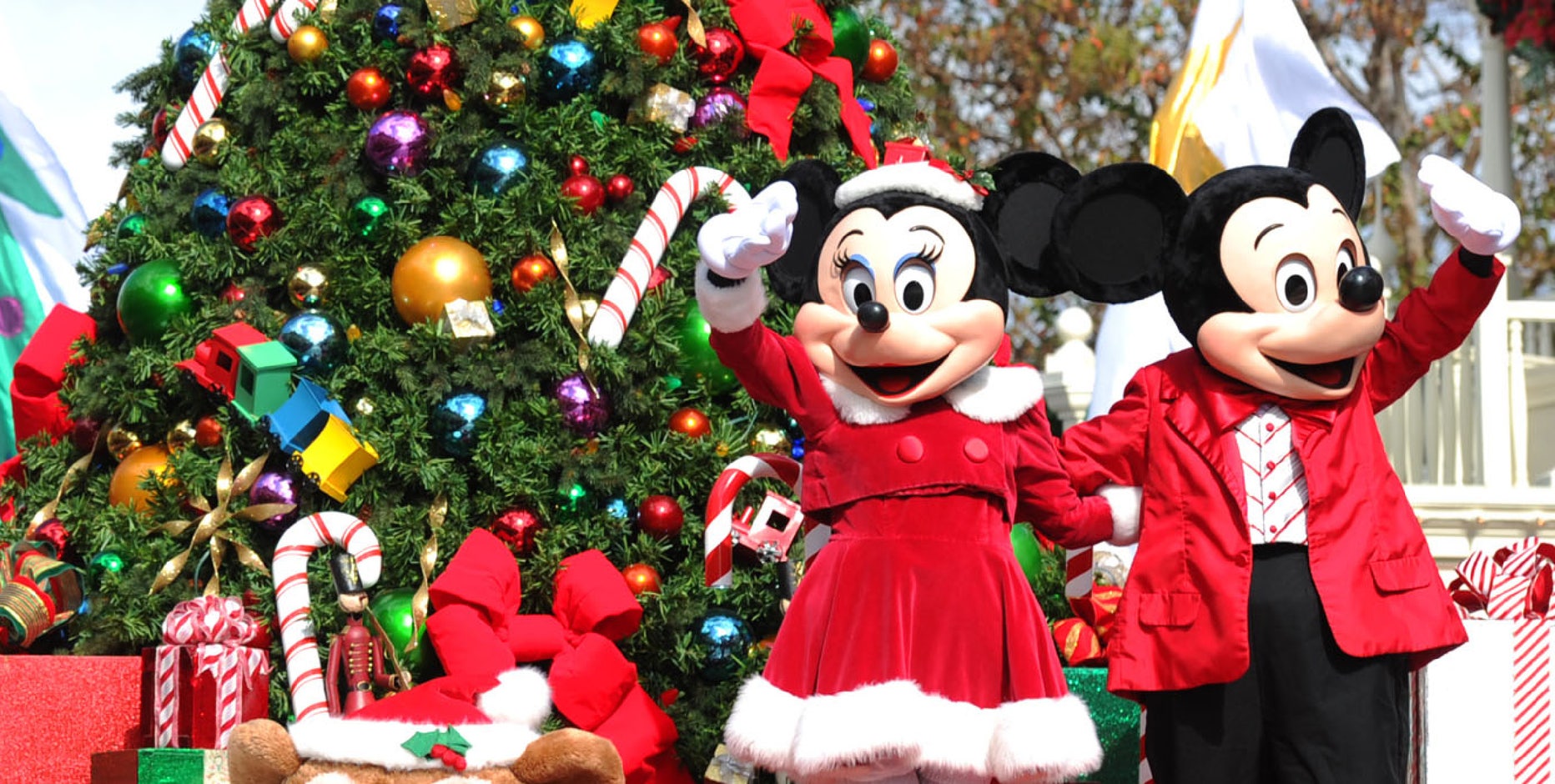 Walt Disney World's newest holiday party brings back iconic characters, features all-new stage show