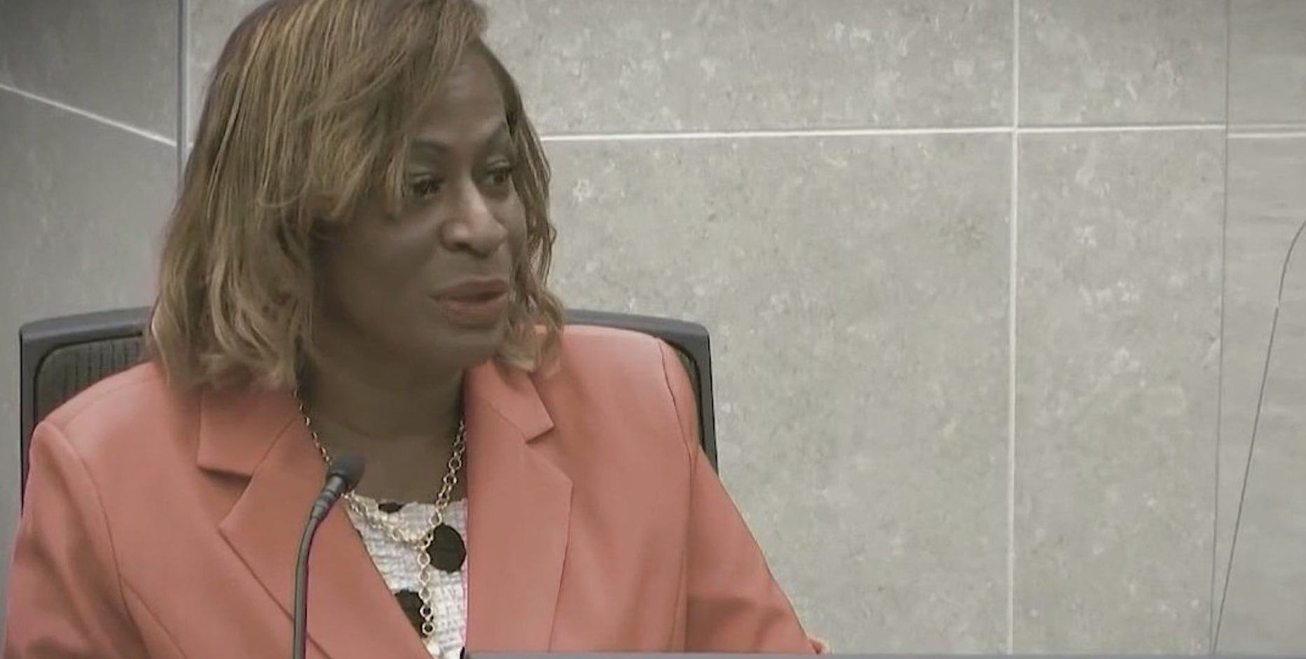 Orlando Commissioner Regina Hill accused of financial exploitation of 96-year-old woman