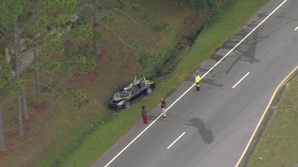 21-year-old killed after crashing into ditch in Orlando, troopers say