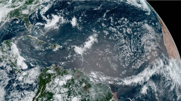 NHC monitoring 3 tropical waves in Atlantic as Beryl soaks Texas