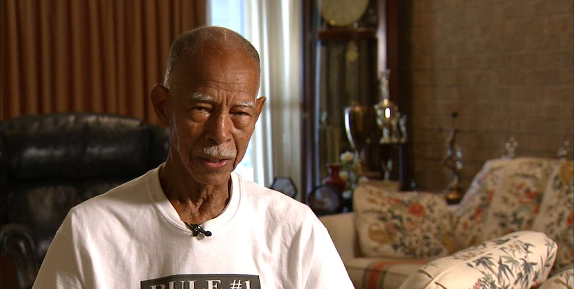 Legendary Fort Worth basketball coach Robert Hughes dies at age 96