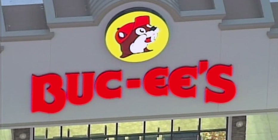 World's smallest Buc-ee's reopens in West Texas