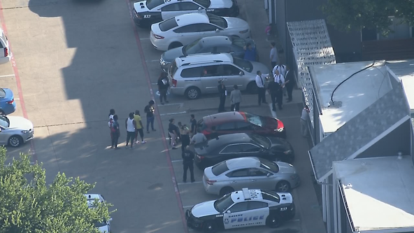 Man, woman found dead in Dallas apartment along with 2 unharmed children