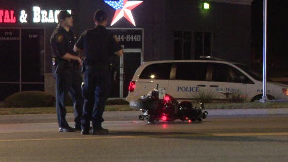 Motorcyclist dies in Fort Worth crash