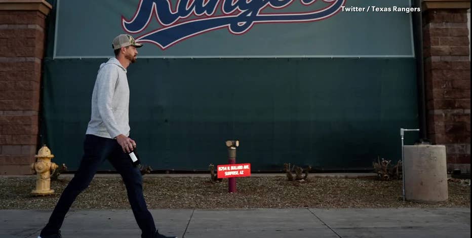 Ace pitcher Jacob deGrom held out of first team workout