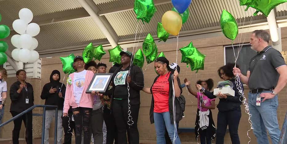 Memorial held for Arlington Lamar High School student killed in shooting