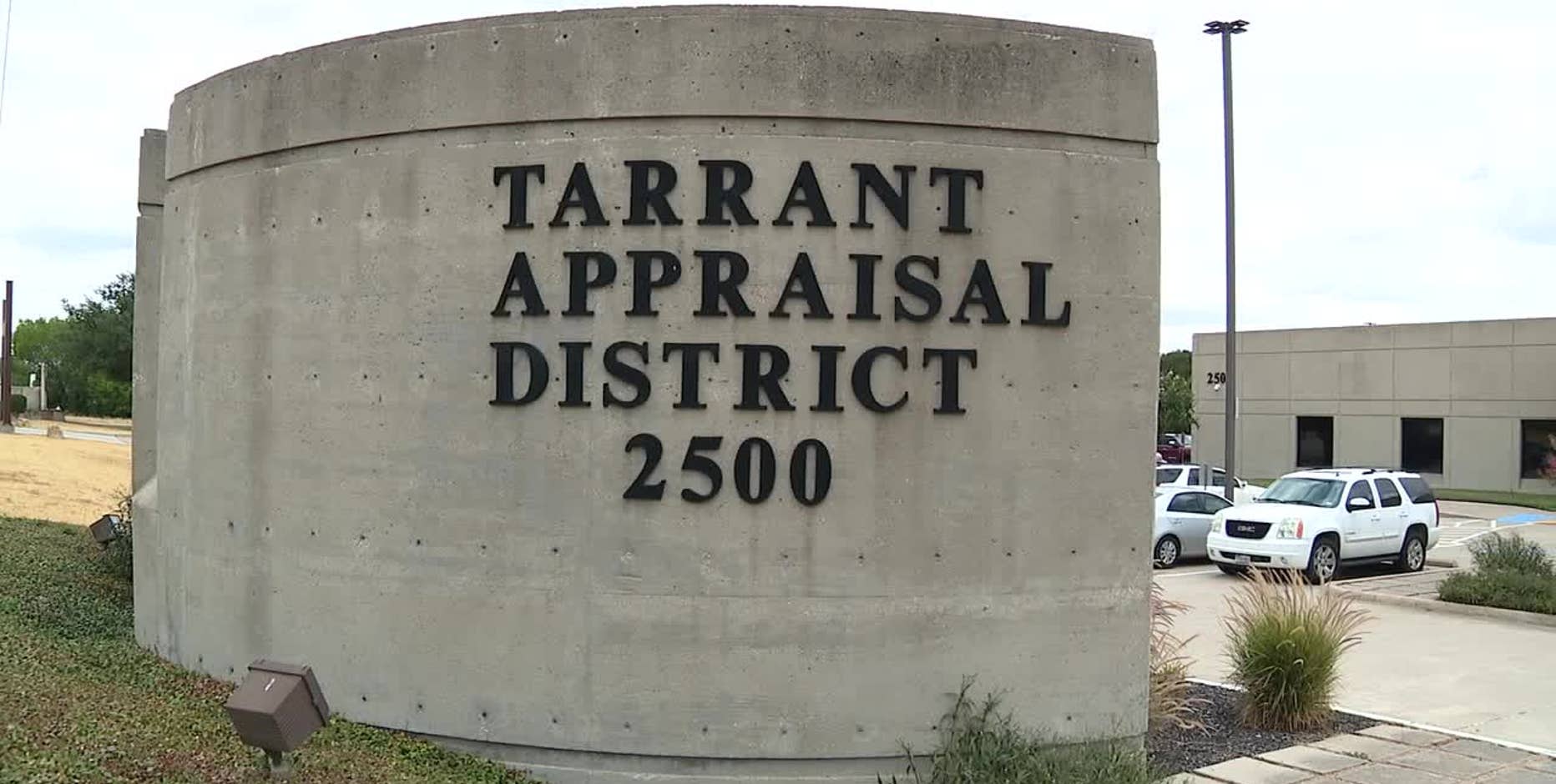 Commissioners vote #39 no confidence #39 in Tarrant Appraisal District chief