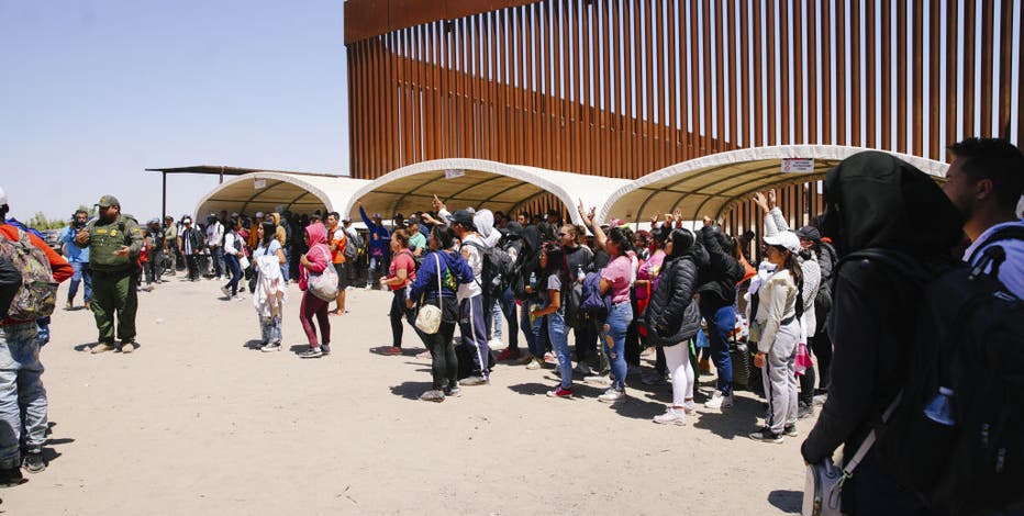 Title 42 immigration restrictions lifted, confusion remains at U.S.-Mexico border